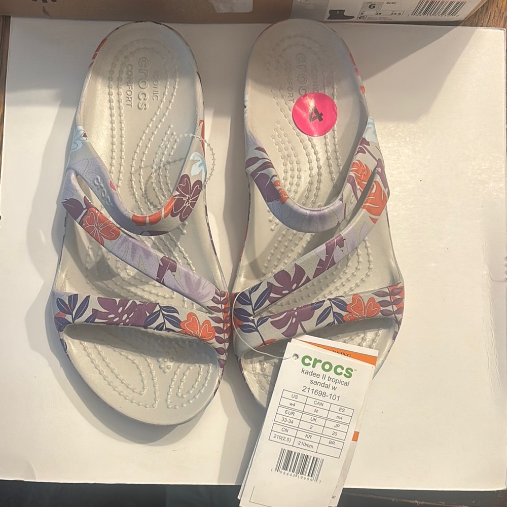 CROCS Multicolor Floral Sandals